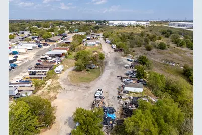 10811 San Jose Avenue, Del Valle, TX 78617 - Photo 21