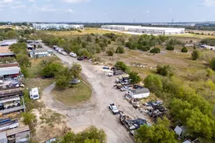 10811 San Jose Ave, Del Valle, TX 78617 - Photo 17