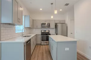 12500 Lamppost Ln, Austin, TX 78727 - Photo 7