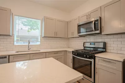 12500 Lamppost Lane #16, Austin, TX 78727 - Photo 9