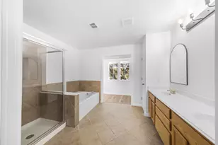 202 Holmstrom St, Hutto, TX 78634 - Photo 29