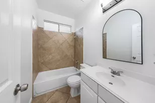 202 Holmstrom St, Hutto, TX 78634 - Photo 21