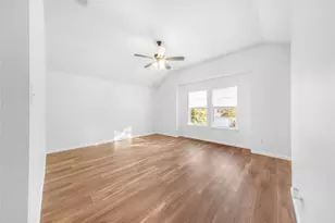 202 Holmstrom St, Hutto, TX 78634 - Photo 23