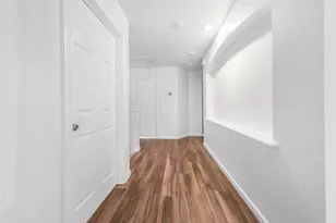 202 Holmstrom St, Hutto, TX 78634 - Photo 25