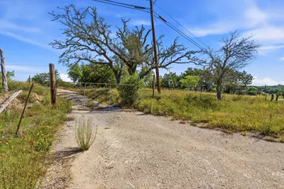 4400 W Highway 290, Dripping Springs, TX 78620 - Photo 19