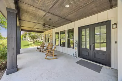 117 Esperanza Petal Pass, Liberty Hill, TX 78642 - Photo 3