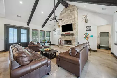 117 Esperanza Petal Pass, Liberty Hill, TX 78642 - Photo 5