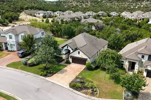 204 Everton Cove, Lakeway, TX 78738 - Photo 33