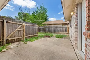 205 W William Cannon Dr, Austin, TX 78745 - Photo 23