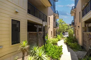 2104 Robert Browning St, Austin, TX 78723 - Photo 5