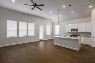 2324 Clear Pond Vw, Leander, TX 78641 - Photo 3