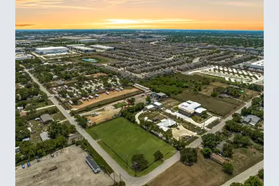 16409 Summit Drive, Austin, TX 78728 - Photo 5