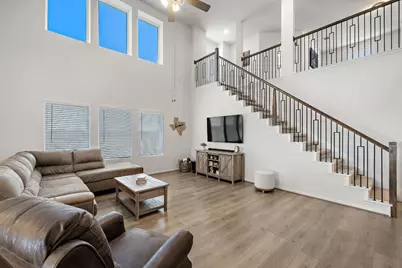 201 Crystal Brook Drive, Liberty Hill, TX 78642 - Photo 7