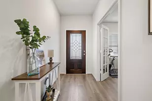 201 Crystal Brook Dr, Liberty Hill, TX 78642 - Photo 5