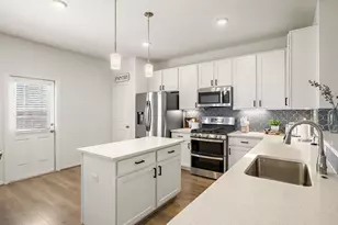 201 Crystal Brook Dr, Liberty Hill, TX 78642 - Photo 13