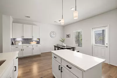 201 Crystal Brook Drive, Liberty Hill, TX 78642 - Photo 17