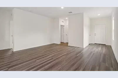 536 Old Western Pass, Jarrell, TX 76537 - Photo 5