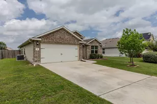 105 Balsam St, Hutto, TX 78634 - Photo 29
