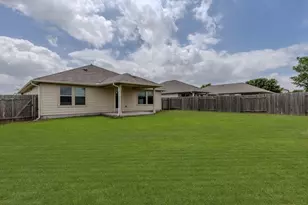 105 Balsam St, Hutto, TX 78634 - Photo 25