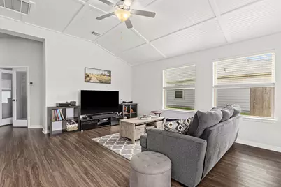105 Balsam Street, Hutto, TX 78634 - Photo 9