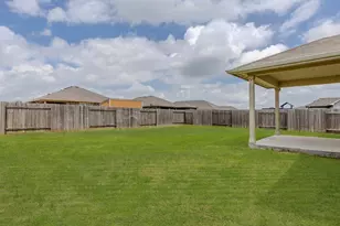105 Balsam St, Hutto, TX 78634 - Photo 27