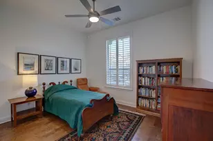 129 Hollytree Ct, Georgetown, TX 78628 - Photo 37