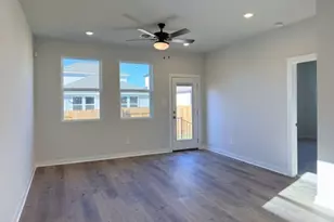 213 Firefox Wy, Jarrell, TX 76537 - Photo 3