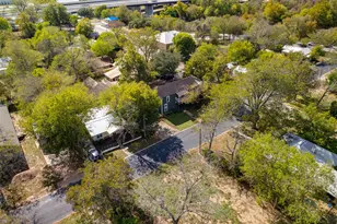 801 Austin St, Bastrop, TX 78602 - Photo 29