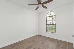 5708 Lark Creek Dr, Austin, TX 78744 - Photo 35