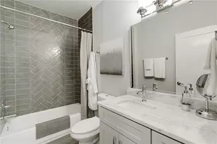 1217 Eleanor St, Austin, TX 78721 - Photo 13