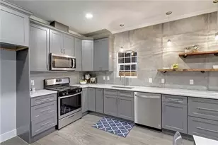 1217 Eleanor St, Austin, TX 78721 - Photo 7