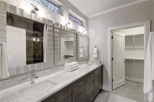 1217 Eleanor St, Austin, TX 78721 - Photo 11