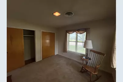 393 N Manse Avenue, Giddings, TX 78942 - Photo 23