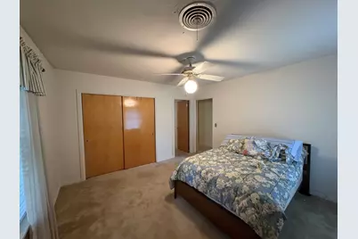 393 N Manse Avenue, Giddings, TX 78942 - Photo 15