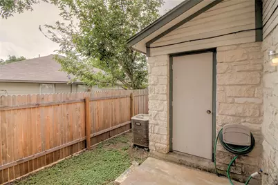2211 Creekside C Lane #C, Georgetown, TX 78626 - Photo 23