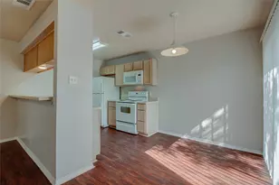 2211 Creekside C Ln, Georgetown, TX 78626 - Photo 9