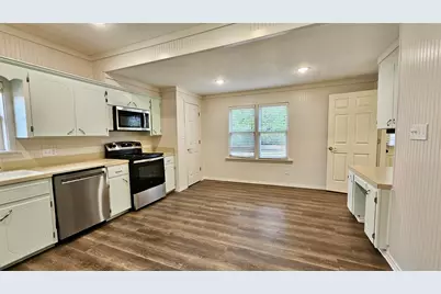 205 S Granger Street, Granger, TX 76530 - Photo 11