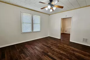 205 S Granger St, Granger, TX 76530 - Photo 9