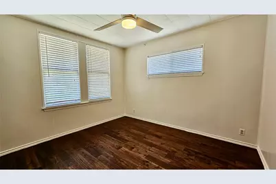 205 S Granger Street, Granger, TX 76530 - Photo 21