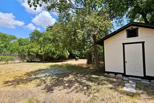 205 S Granger St, Granger, TX 76530 - Photo 23