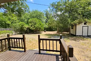 205 S Granger St, Granger, TX 76530 - Photo 27