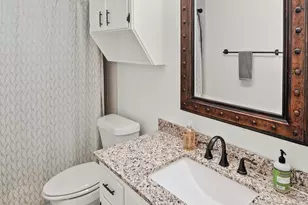 512 Mulberry Dr, Austin, TX 78745 - Photo 21