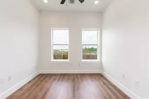 121 Calvin Smith Ln., Jarrell, TX 76537 - Photo 25