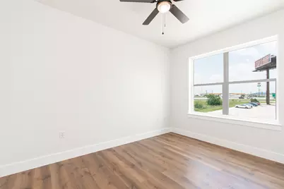 121 Calvin Smith Lane #A & B, Jarrell, TX 76537 - Photo 17