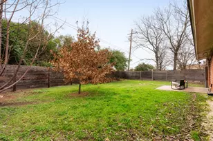 2408 Ventura Dr, Austin, TX 78741 - Photo 23