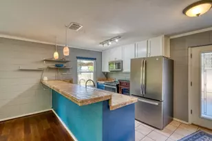 105 Hi View St, Sunrise Beach, TX 78643 - Photo 7