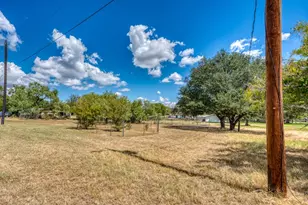 105 Hi View St, Sunrise Beach, TX 78643 - Photo 35