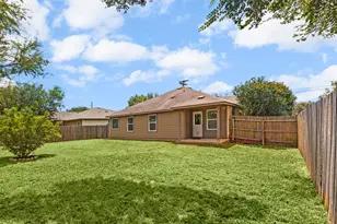1918 Stonehaven, San Marcos, TX 78666 - Photo 25