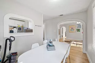 1202 E 29th St, Austin, TX 78722 - Photo 11