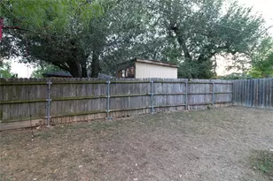 8090 Thaxton Rd, Austin, TX 78747 - Photo 13